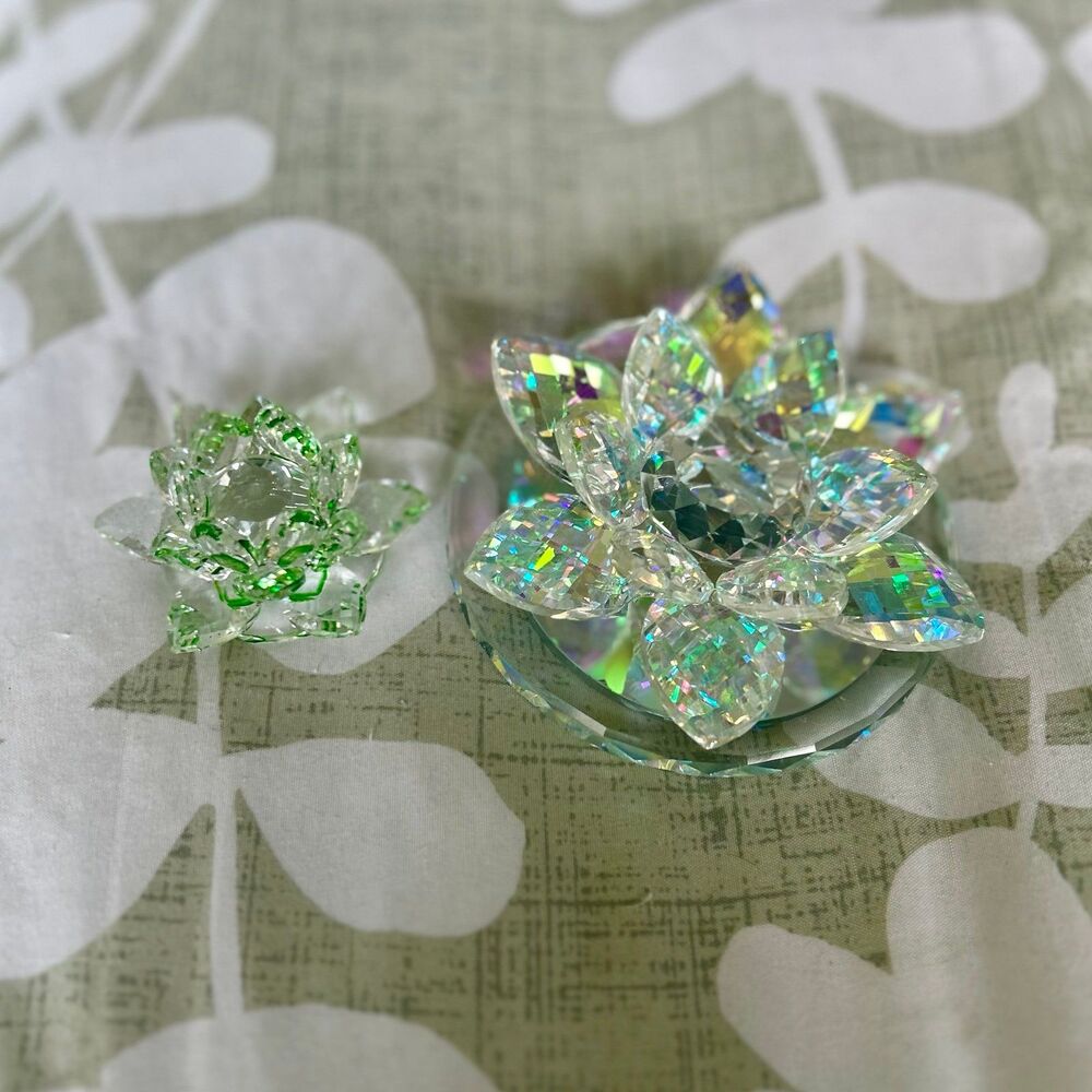 VTG Lotus Glass Bright Shiny Floral Charming Dainty Set of 2 Accent - Picture 12 of 12